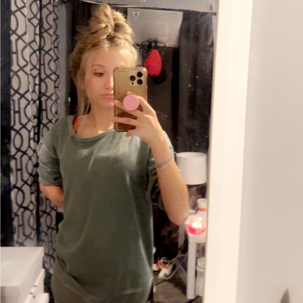 Meet your Posher, Emily